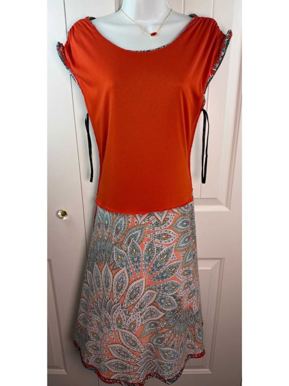 Enfocus Studio Red & Teal Paisley Ruched Sleeveless Midi Dress, Size 10 - Picture 8 of 8